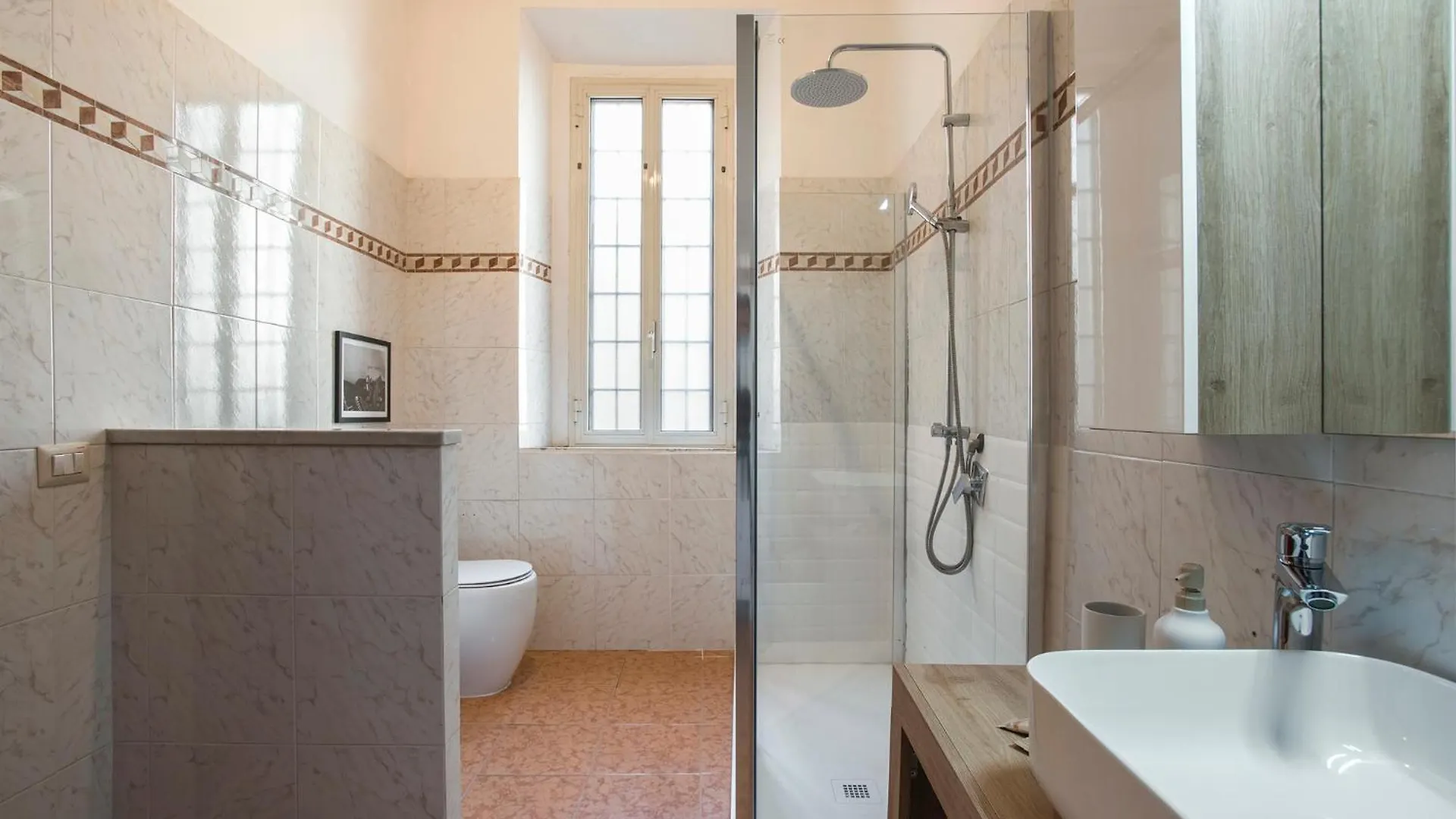 Trevi Fountain House Deluxe Apartment Rome Italy