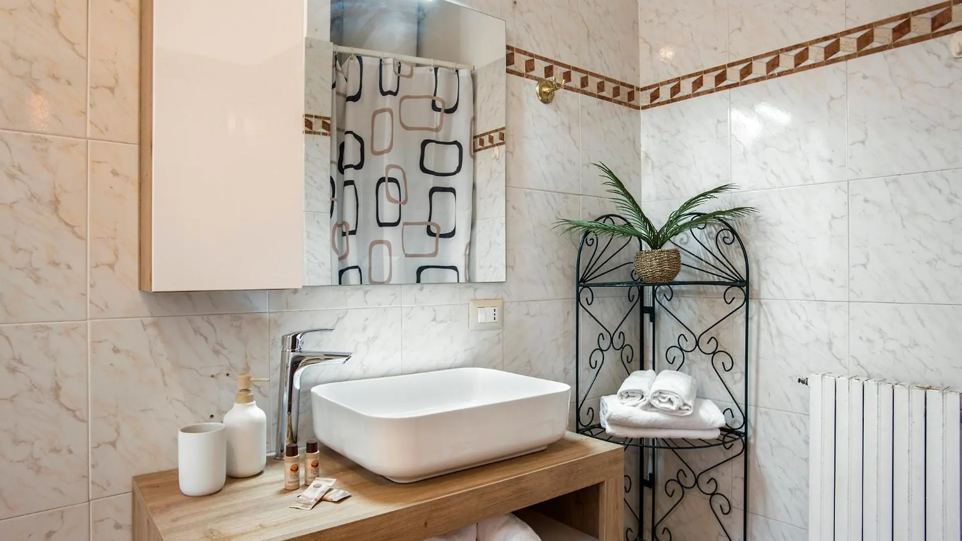 Trevi Fountain House Deluxe Apartment Rome Italy